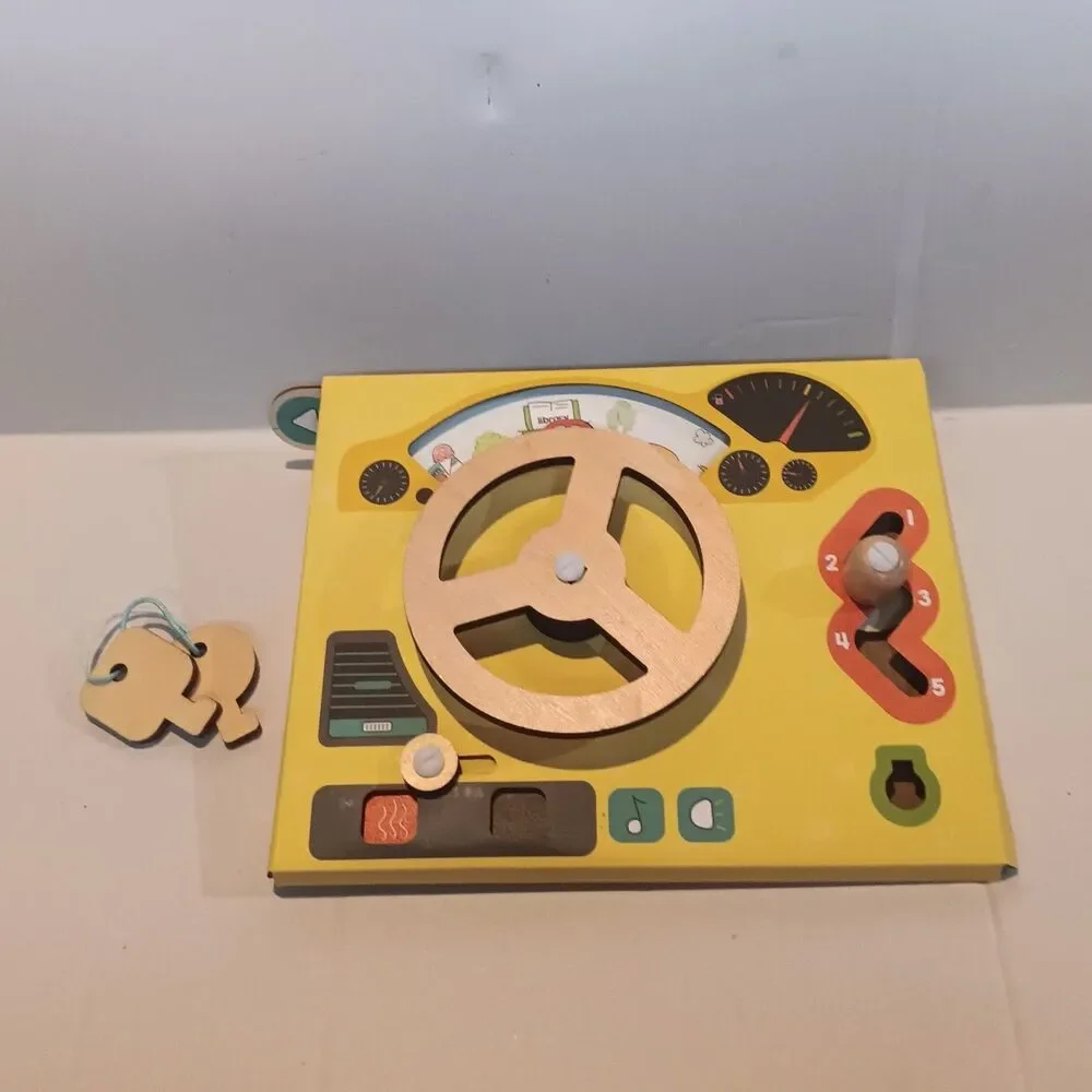 Kiwi Co Little Driver Koala Crate-Red Light Green Light-Road Trip-Interactive Ma